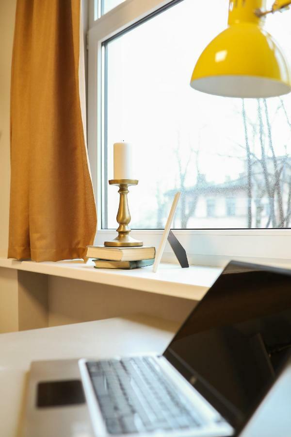Bridge Hotel Рига Екстериор снимка
